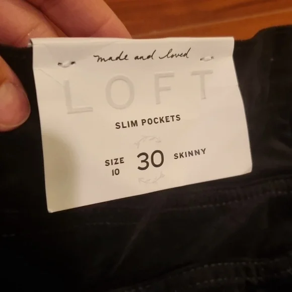 LOFT High Rise Skinny Velvet Pant Black Size 10/30R - Picture 15 of 15